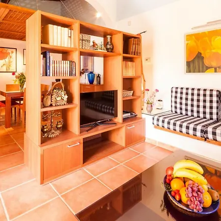 Tatil Evi Vinyeta